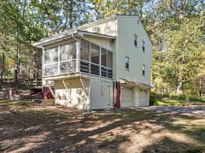 17 Farm Street, Medway MA 02053