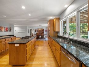 12 Dutton Park, Walpole MA 02081