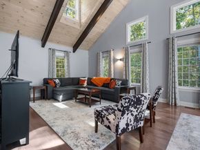 12 Dutton Park, Walpole MA 02081