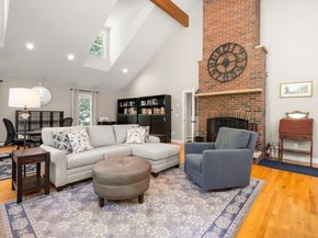 12 Dutton Park, Walpole MA 02081