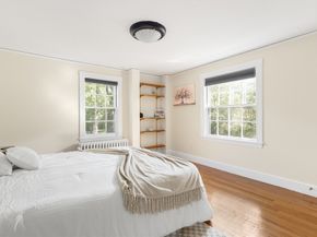 35 Kingston Rd, Newton MA 02461