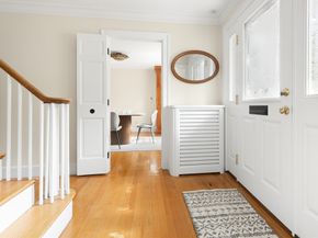 35 Kingston Rd, Newton MA 02461
