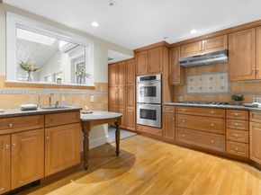 35 Kingston Rd, Newton MA 02461