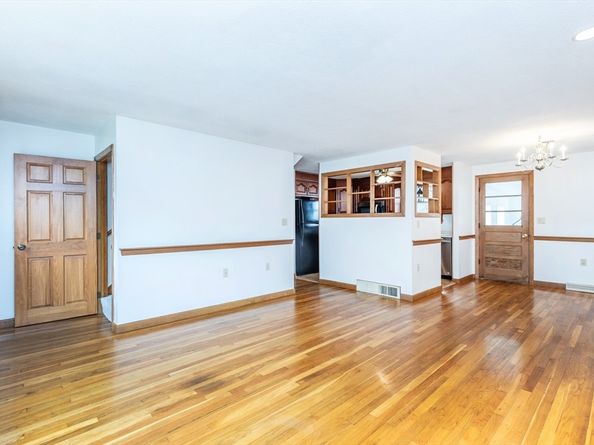28 Evelina Drive, Marlborough MA 01752