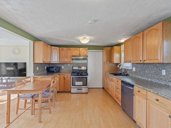 14 Vining St, Malden MA 02148