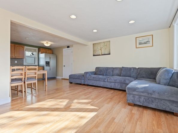 14 Vining St, Malden MA 02148