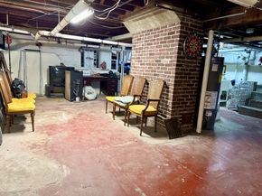 1639 Washington St, Newton MA 02465