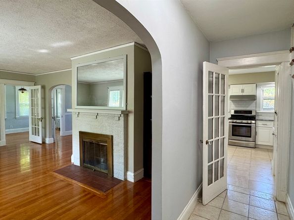 1639 Washington St, Newton MA 02465