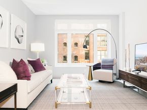 100 Lovejoy Wharf 7P, Boston MA 02114