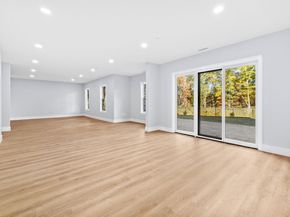 35 Lincoln Street, Hopkinton MA 01748