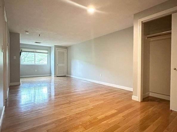 35 Prospect St 204, Woburn MA 01801