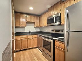35 Prospect St 204, Woburn MA 01801
