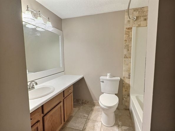 35 Prospect St 204, Woburn MA 01801