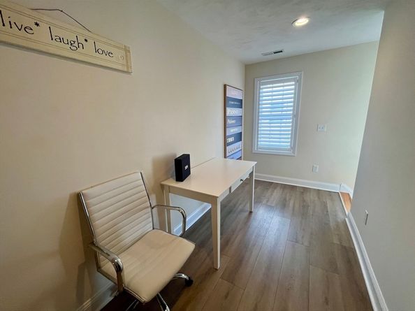27 Tea Party Circle 27, Holden MA 01520