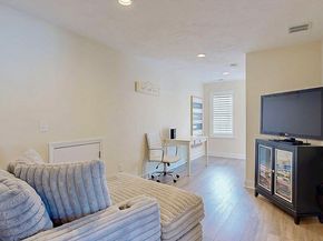 27 Tea Party Circle 27, Holden MA 01520