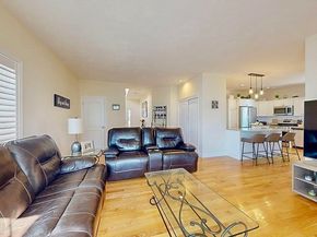 27 Tea Party Circle 27, Holden MA 01520