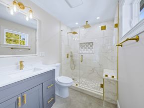 15 Lakeside Dr, Shrewsbury MA 01545