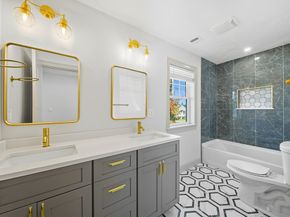 15 Lakeside Dr, Shrewsbury MA 01545
