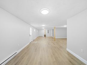 15 Lakeside Dr, Shrewsbury MA 01545