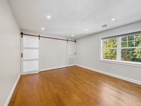 15 Lakeside Dr, Shrewsbury MA 01545