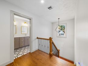 15 Lakeside Dr, Shrewsbury MA 01545