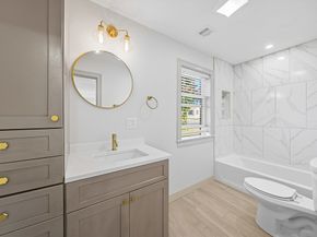 15 Lakeside Dr, Shrewsbury MA 01545