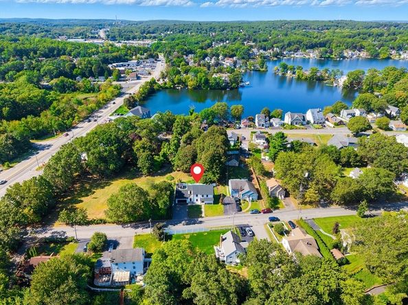 15 Lakeside Dr, Shrewsbury MA 01545