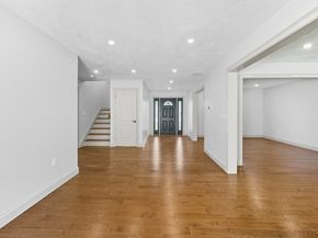 15 Lakeside Dr, Shrewsbury MA 01545