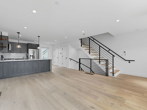 27 Carter St 2, Everett MA 02149