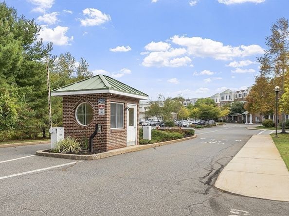 295 Salem Street 69, Woburn MA 01801