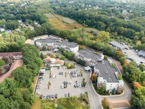 295 Salem Street 69, Woburn MA 01801