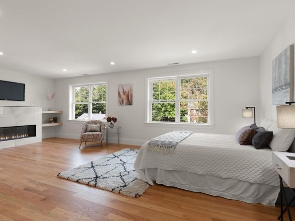 38 Freeport Drive, Burlington MA 01803