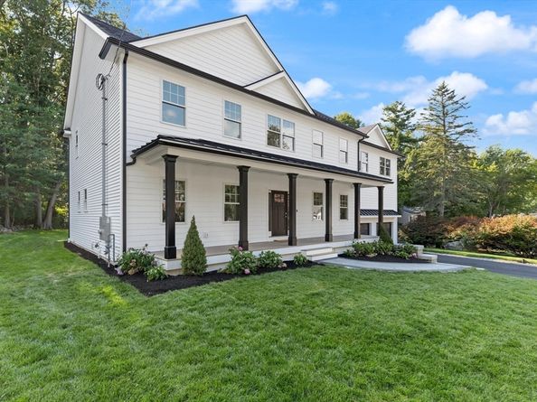 38 Freeport Drive, Burlington MA 01803