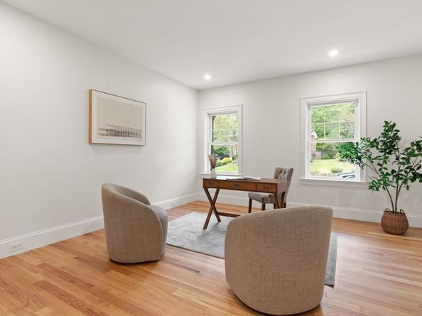 38 Freeport Drive, Burlington MA 01803