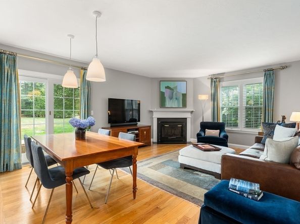 5 Upham Way 5, Weston MA 02493