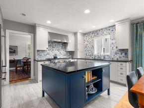 5 Upham Way 5, Weston MA 02493