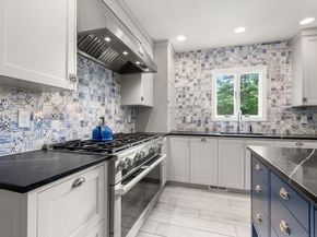 5 Upham Way 5, Weston MA 02493