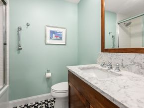 5 Upham Way 5, Weston MA 02493