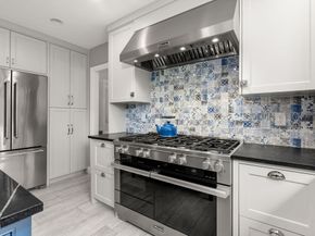5 Upham Way 5, Weston MA 02493