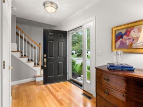 5 Upham Way 5, Weston MA 02493