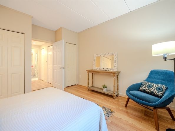 170 Gore St. 113, Cambridge MA 02141