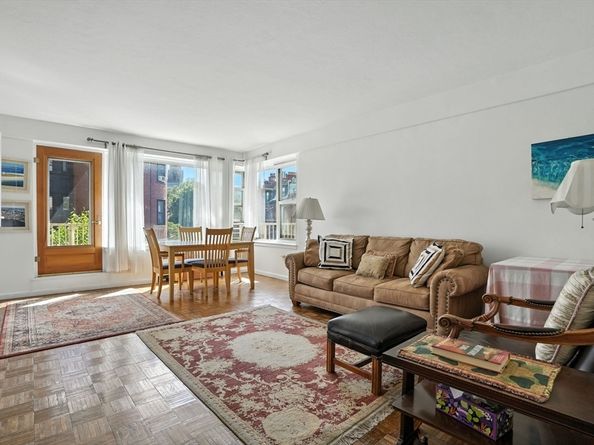 145 Pinckney St 403, Boston MA 02114