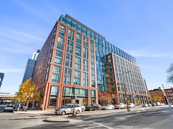 380 Harrison Ave. 14H, Boston MA 02118