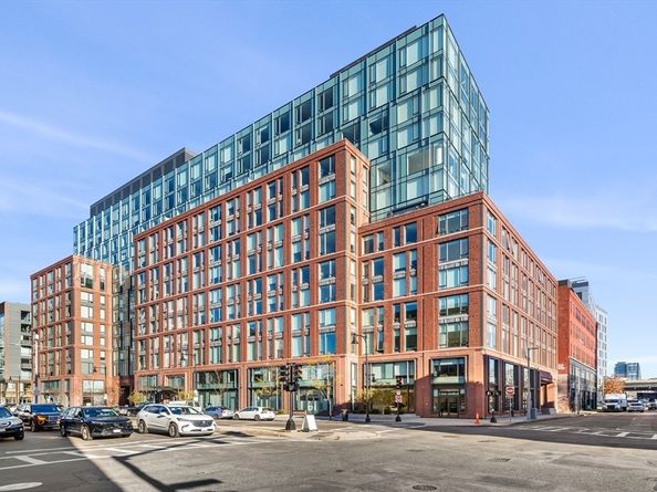 380 Harrison Ave. 14H, Boston MA 02118