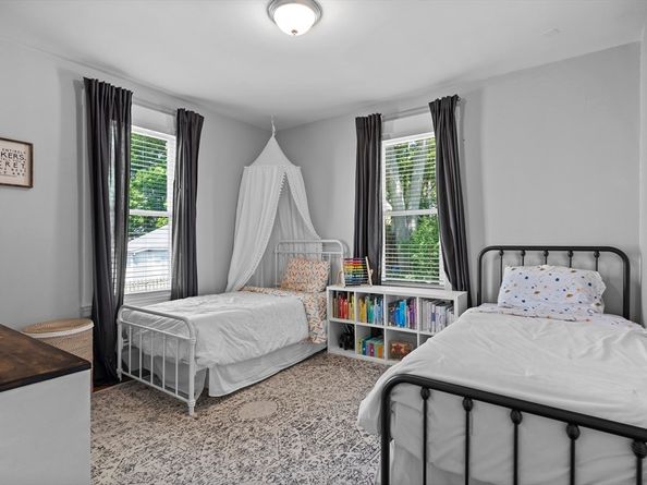 30 Chester Ave 1, Waltham MA 02453