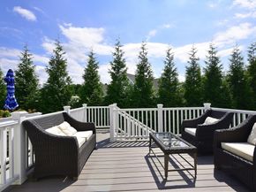 18 Lansing Way 18, Millis MA 02054