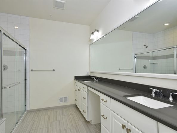 18 Lansing Way 18, Millis MA 02054