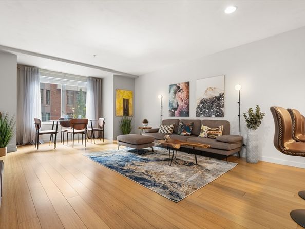 16 Miner St 206, Boston MA 02215