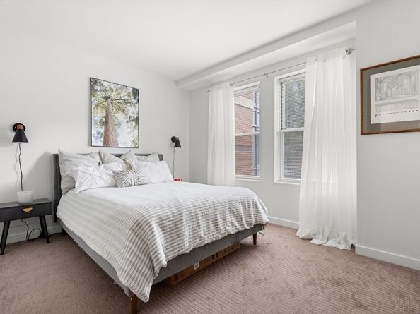 16 Miner St 206, Boston MA 02215