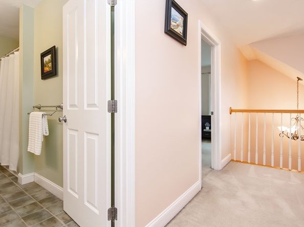 95 John St, Reading MA 01867